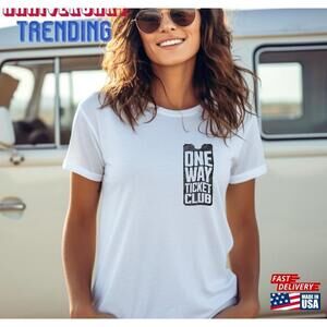 Farewell Gift For Globetrotter Shirt Digital Nomad Tshirt World Tour T Classic